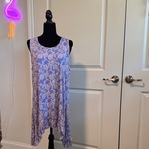 LOGO by Lori Goldstein Lavender and White Sleeveless Swing Tunic. Never Worn.
